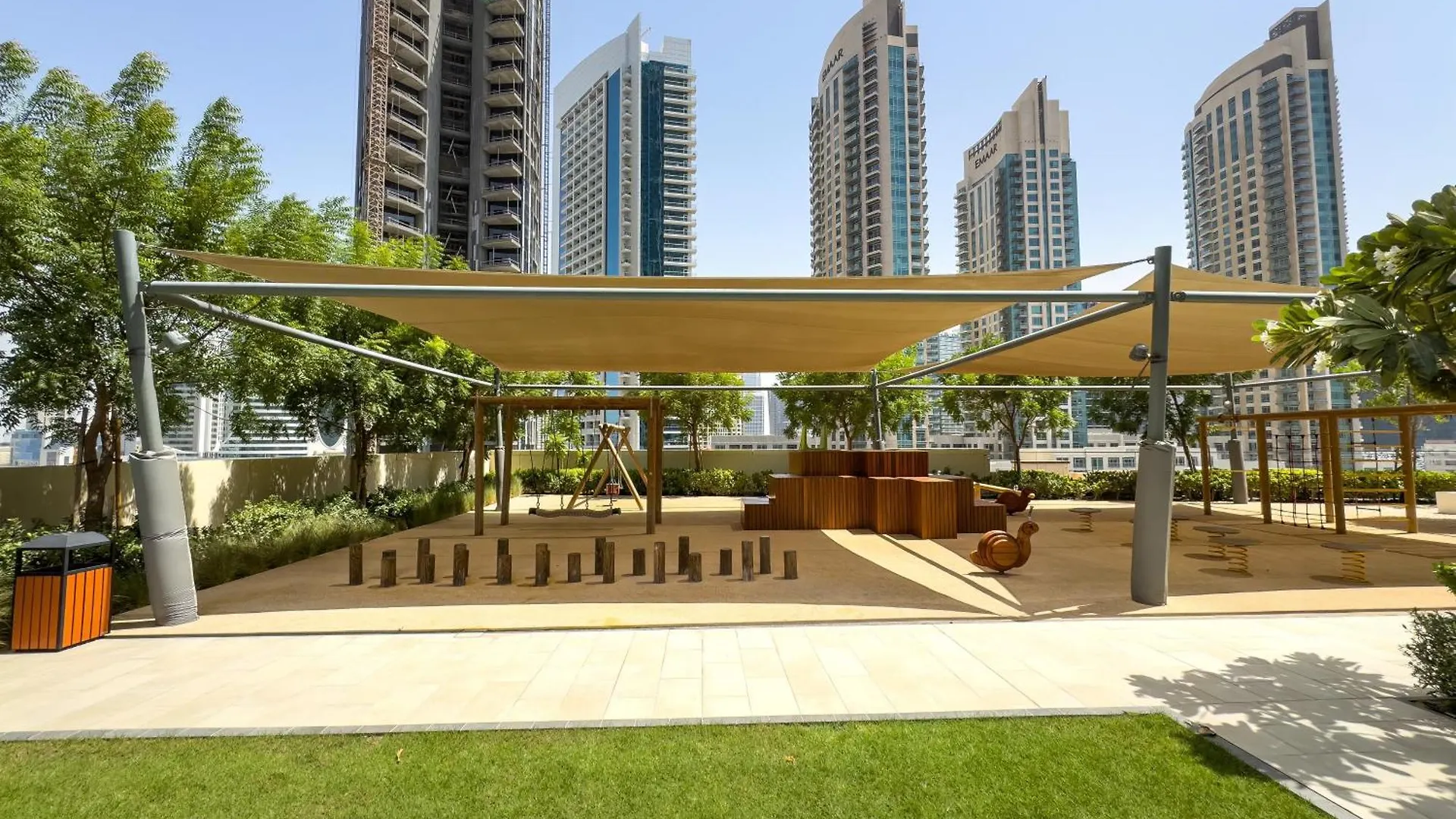 Luxurious 2Bdr Apt In Burj Royale With Burj Khalifa Views Opposite Dubai Mall 0*,  United Arab Emirates