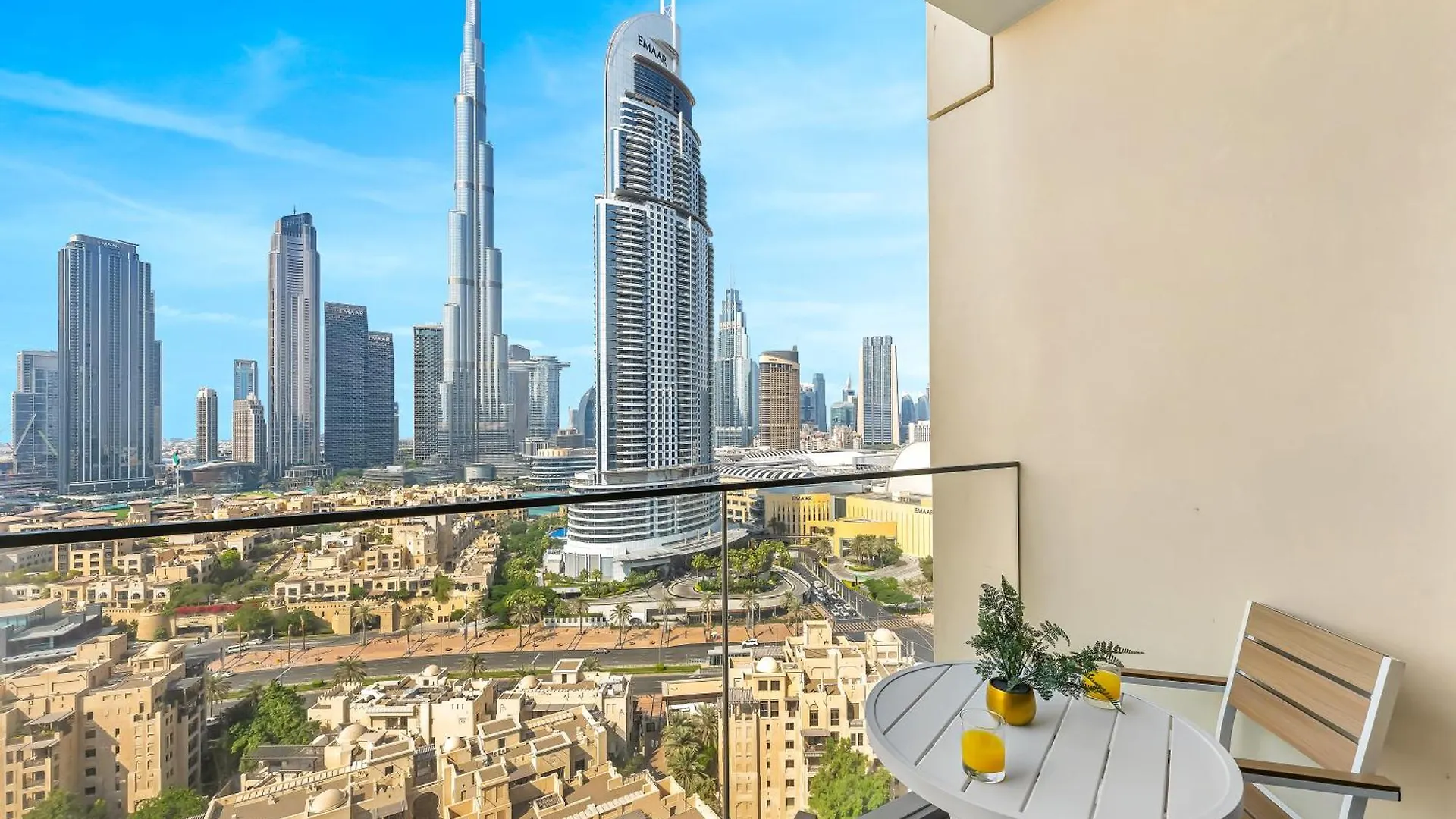 Luxurious 2Bdr Apt In Burj Royale With Burj Khalifa Views Opposite Dubai Mall location