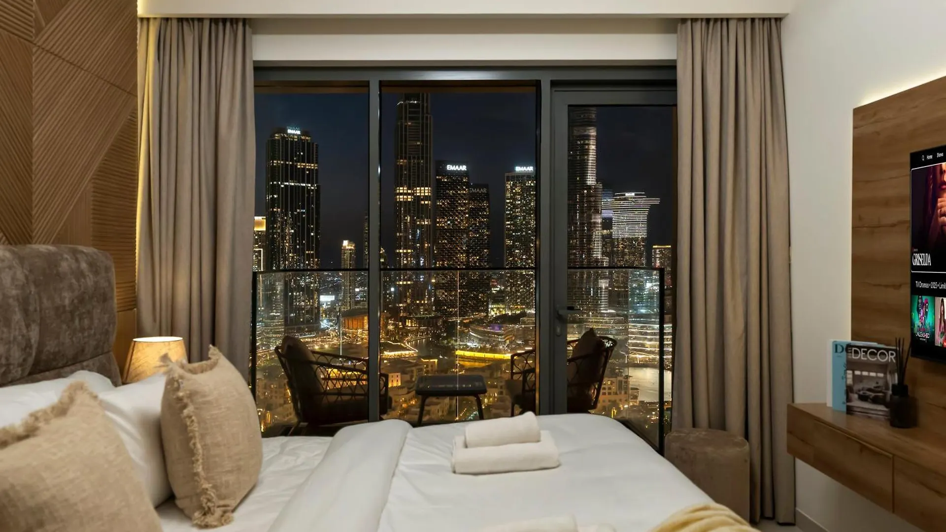 Luxurious 2Bdr Apt In Burj Royale With Burj Khalifa Views Opposite Dubai Mall